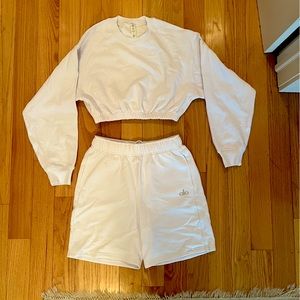 Alo yoga devotion sweatshirt and short set NWOT.